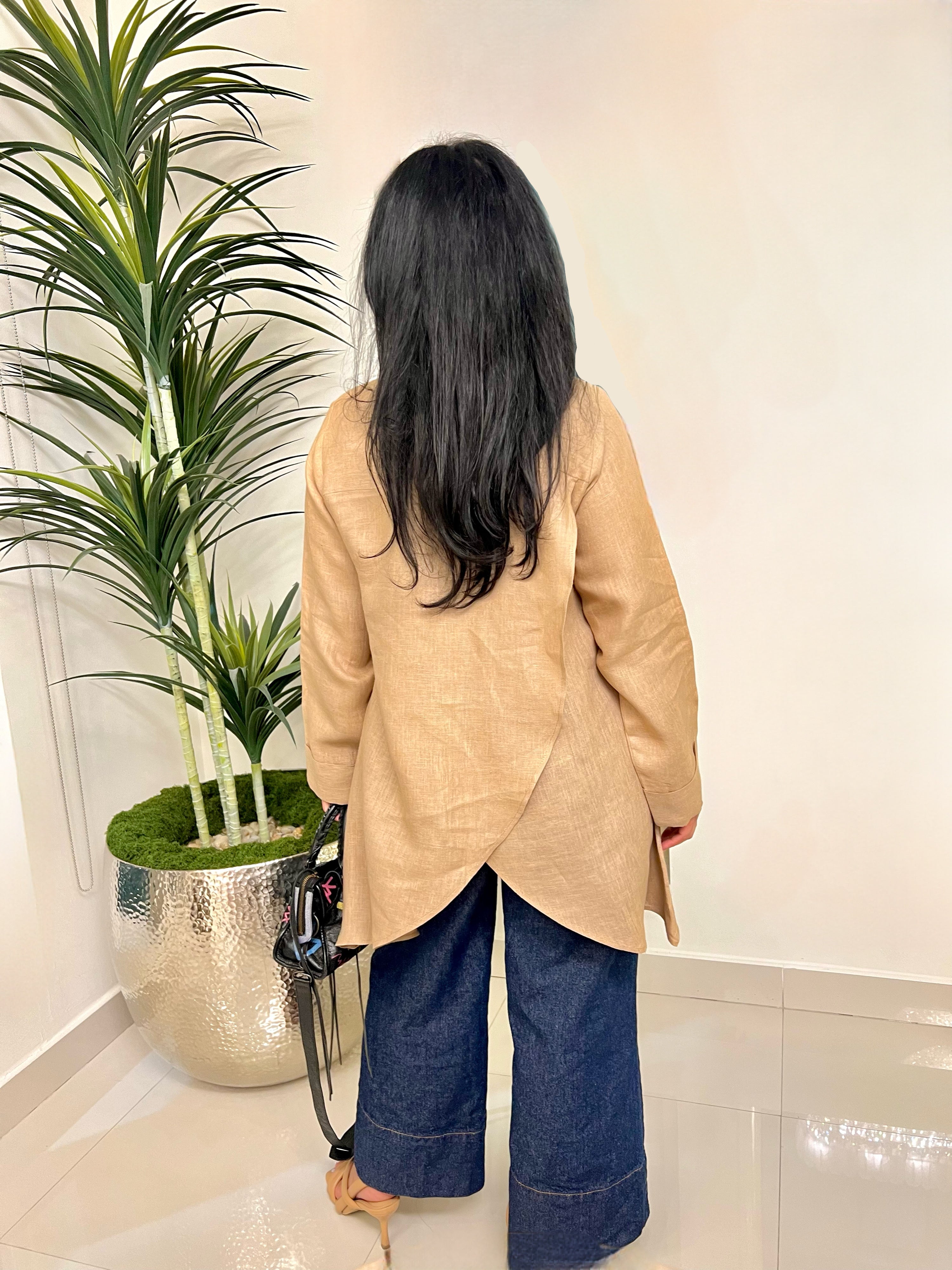 CROSS-BACK LINEN SHIRT